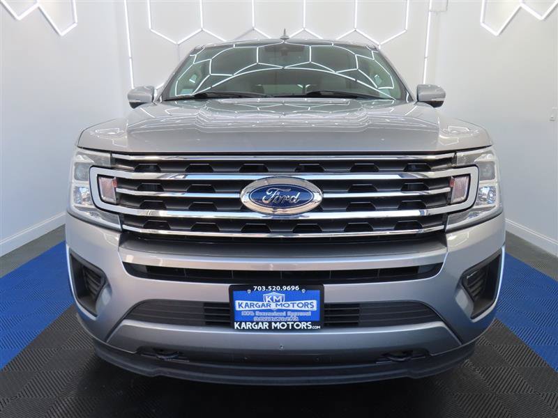 Used 2020 Ford Expedition XLT w/ Equipment Group 202A AWD/4WD image 3