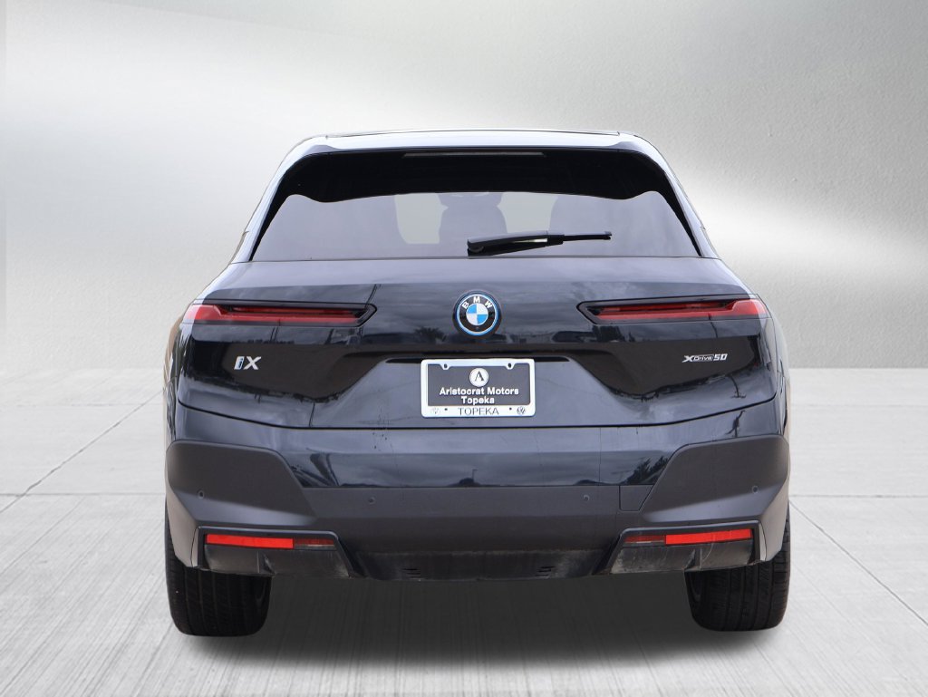 Certified 2024 BMW iX xDrive50 w/ Premium Package AWD/4WD image 36
