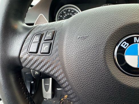 Used 2009 BMW M3 Convertible 2D image 36