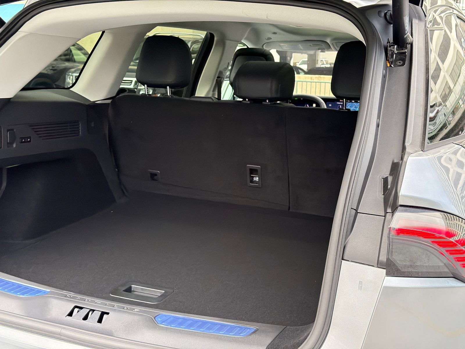 New 2026 Lincoln Nautilus Reserve AWD/4WD image 7