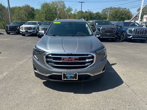 Used 2021 GMC Terrain SLT w/ Infotainment Package II AWD/4WD image 8