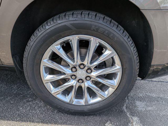 Certified 2020 Buick Enclave Premium w/ Sun and Sites Package FWD image 15