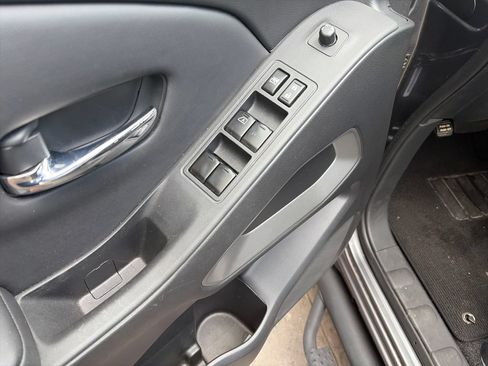 Used 2022 Nissan Frontier SV RWD image 25