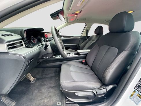 Used 2021 Kia K5 LXS FWD image 13