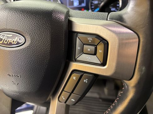 Used 2022 Ford F450 Platinum w/ FX4 Off-Road Package image 26