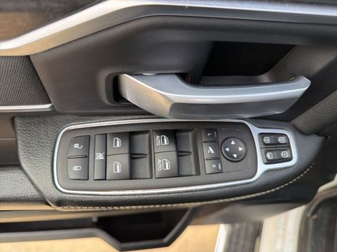 Used 2024 RAM 2500 Big Horn w/ Off Road Package image 15