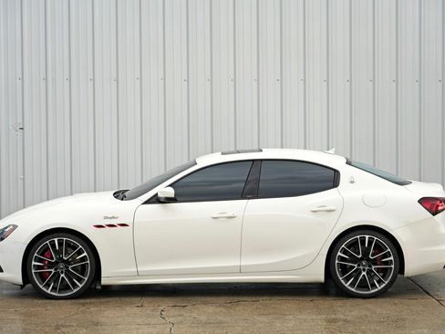 Used 2021 Maserati Ghibli Trofeo image 50
