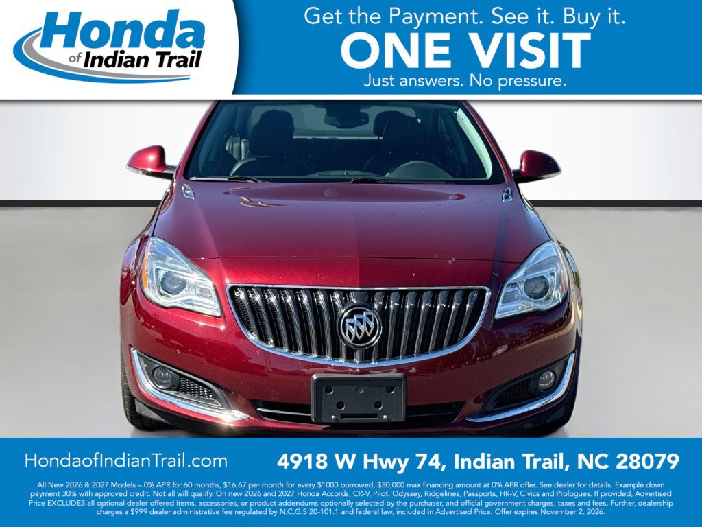 Used 2017 Buick Regal Sport Touring FWD image 2