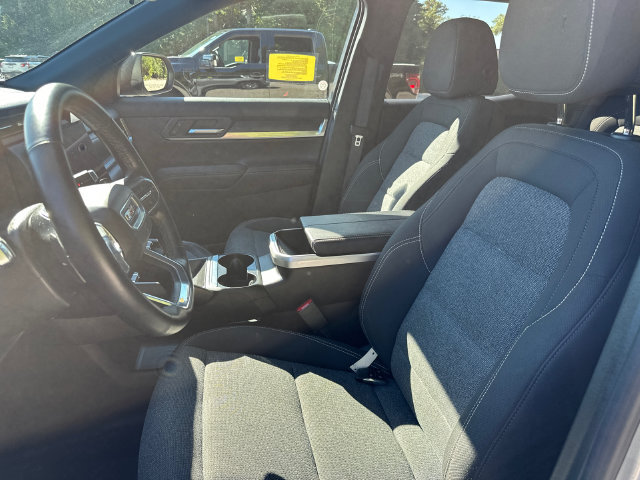 Used 2025 GMC Terrain Elevation AWD/4WD image 37