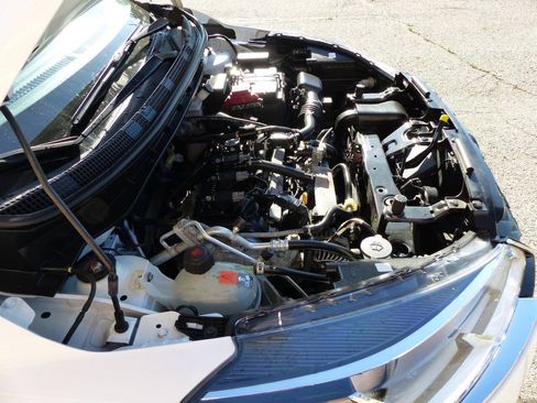 Used 2023 Nissan Kicks S FWD image 17