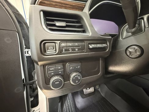 Used 2023 Chevrolet Tahoe High Country AWD/4WD image 26