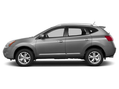 Used 2015 Nissan Rogue S w/ Convenience Package FWD image 3