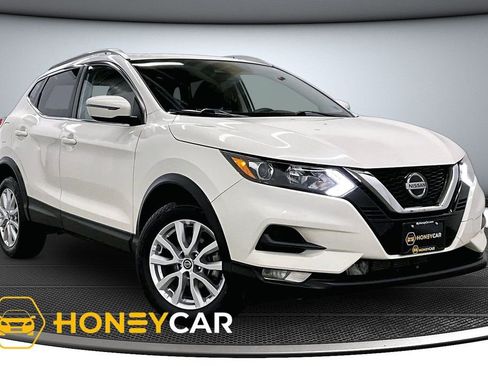 Used 2022 Nissan Rogue Sport SV AWD/4WD image 1