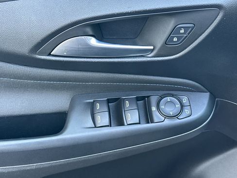 Used 2024 Buick Envista Sport Touring w/ Convenience I Package FWD image 13