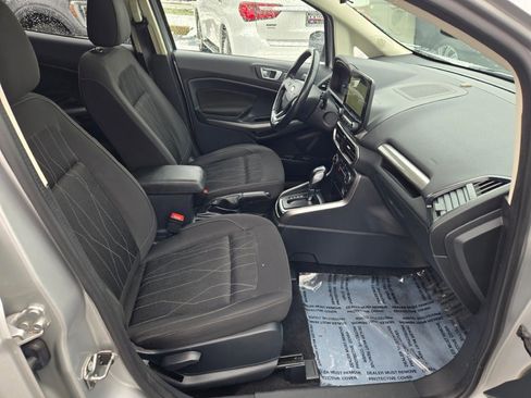 Used 2018 Ford EcoSport SE w/ SE Convenience Package image 5
