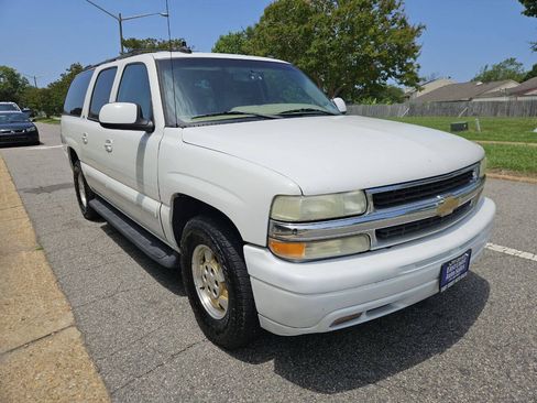 Used 2003 Chevrolet Suburban LT w/ LT Preferred Equipment Group RWD image 8