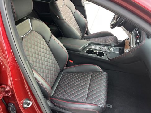 Used 2025 Genesis G70 3.3T Advanced w/ Sport Prestige Package image 15