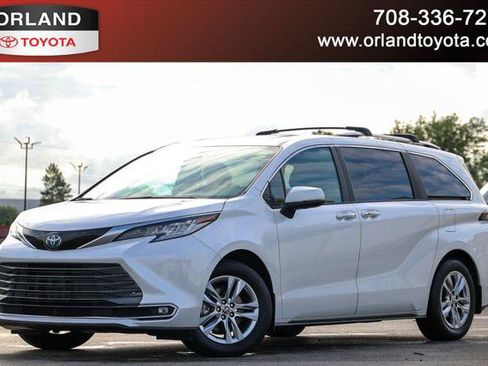 Certified 2025 Toyota Sienna Limited AWD/4WD image 1