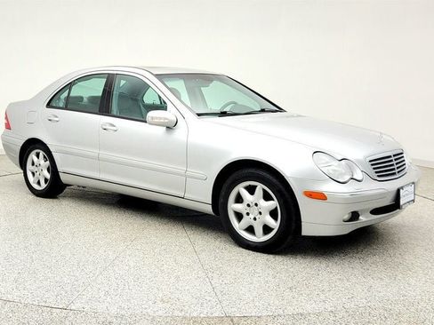 Used 2003 Mercedes-Benz C 240 Sedan image 3