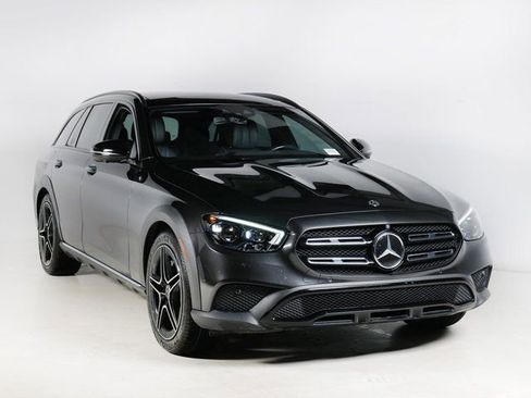 Used 2021 Mercedes-Benz E 450 4MATIC All-Terrain Wagon image 7