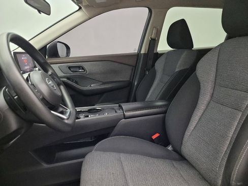 Used 2021 Nissan Rogue S FWD image 17