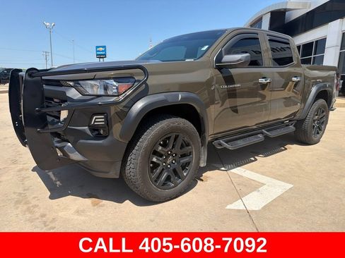 Used 2025 Chevrolet Colorado Trail Boss AWD/4WD image 14