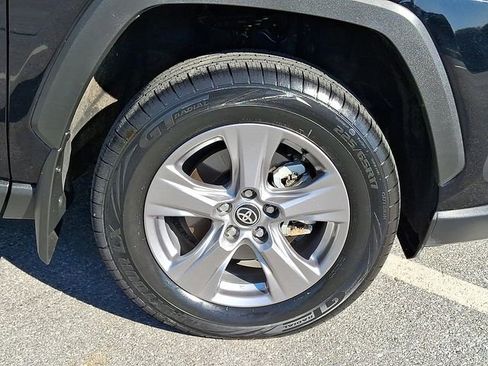 Certified 2025 Toyota RAV4 XLE w/ Convenience Package AWD/4WD image 8