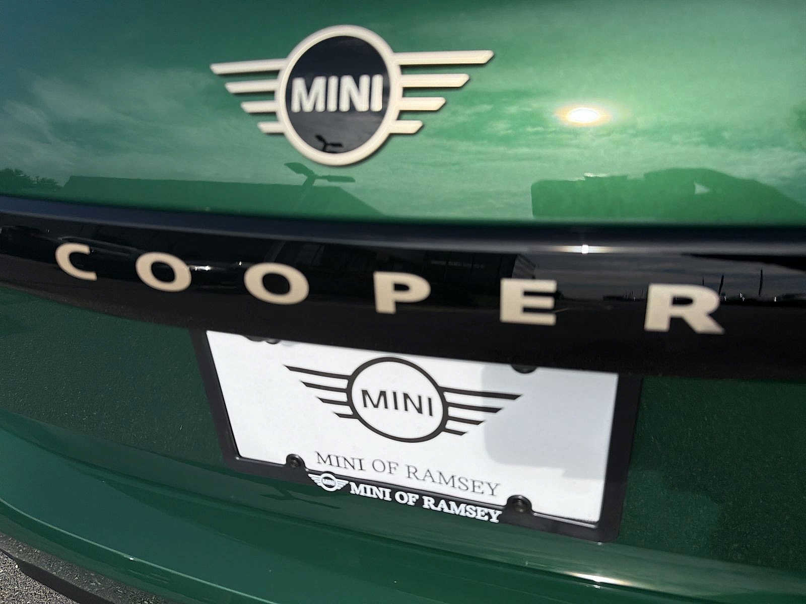 Used 2026 MINI Cooper 2-Door Hardtop FWD image 15