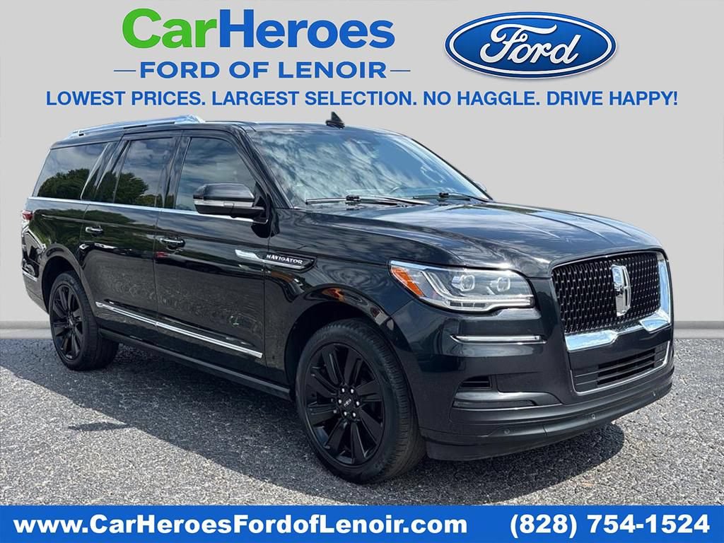 Used 2023 Lincoln Navigator L Reserve w/ Equipment Group 201A AWD/4WD image 1