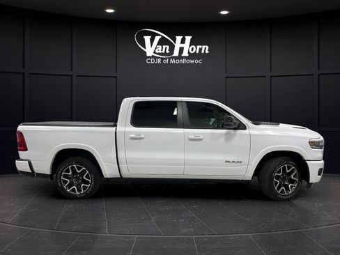Used 2025 RAM 1500 Laramie w/ Advanced Safety Group II AWD/4WD image 8