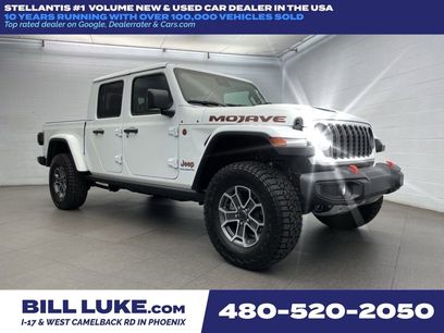 New 2025 Jeep Gladiator Mojave w/ Convenience Group