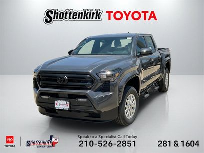 New 2025 Toyota Tacoma SR5