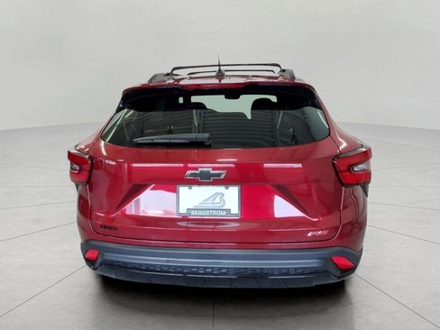 Used 2024 Chevrolet Trax RS FWD image 8