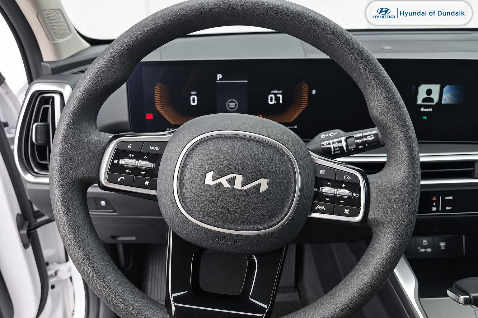 Used 2024 Kia Sorento LX FWD image 10