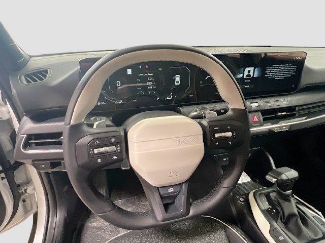 New 2025 Kia K4 EX w/ GT-Line Sunroof Package FWD image 11