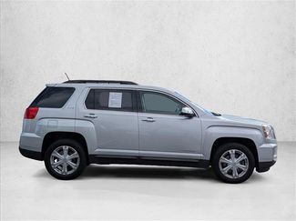 Used 2017 GMC Terrain SLE w/ Chrome Edition video 4