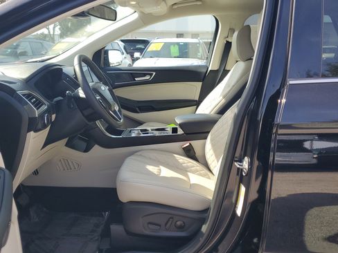 Certified 2024 Ford Edge Titanium image 21