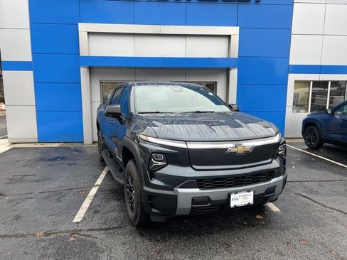 New 2026 Chevrolet Silverado EV LT w/ Plus Package image 3