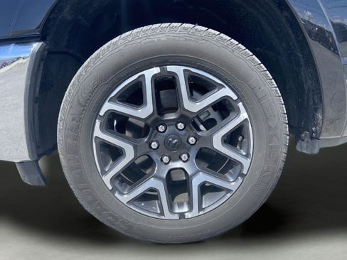 Used 2026 RAM 1500 Laramie AWD/4WD image 37