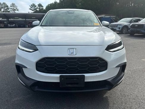 Used 2025 Honda HR-V LX image 8