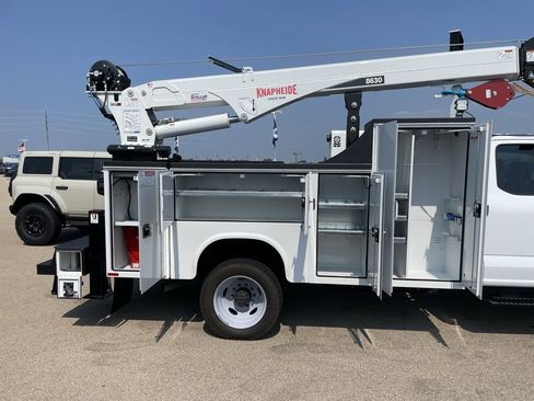 New 2025 Ford F550 4x4 SuperCab Super Duty image 37