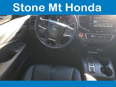 Used 2022 Honda Pilot TrailSport image 18
