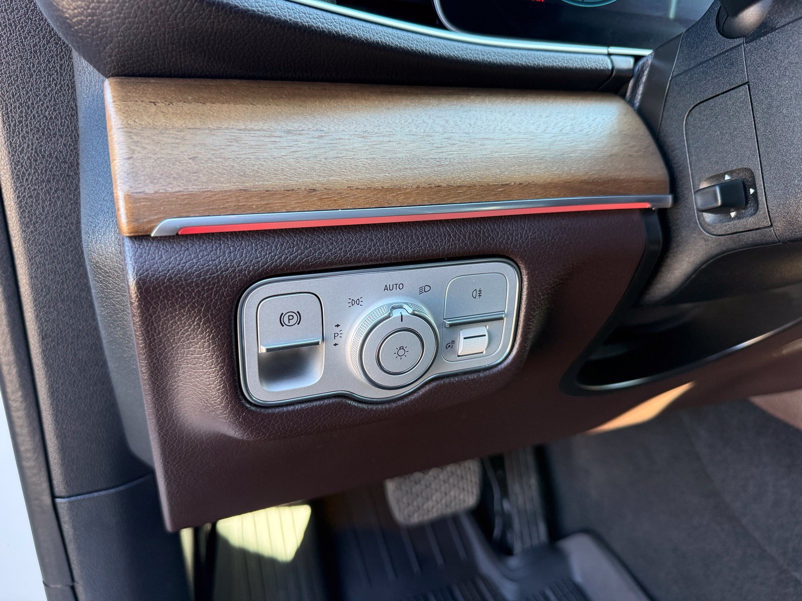 Used 2021 Mercedes-Benz GLE 450 4MATIC image 13