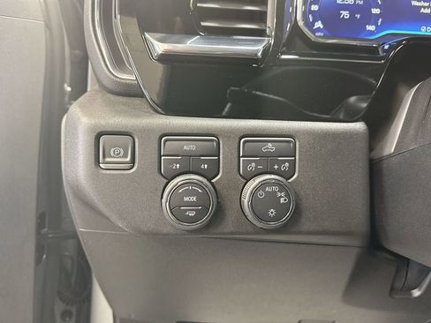 Certified 2024 Chevrolet Silverado 1500 LT image 18