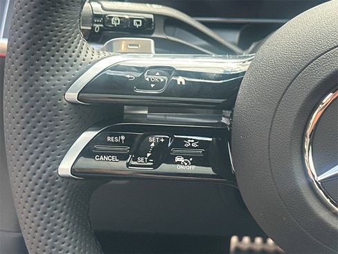 New 2026 Mercedes-Benz GLC 300 image 27