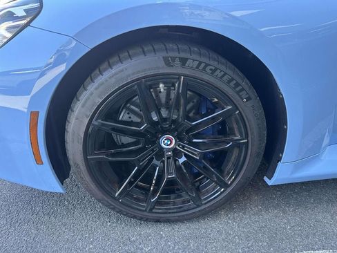Used 2023 BMW M2 w/ Lighting Package RWD image 10