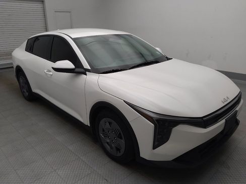 Used 2025 Kia K4 FWD image 13