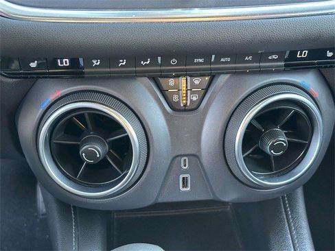 Certified 2021 Chevrolet Blazer LT image 8