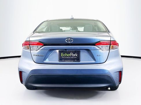 Used 2024 Toyota Corolla LE image 7