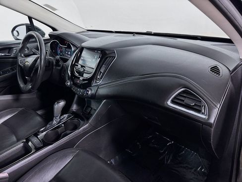 Used 2017 Chevrolet Cruze Premier FWD image 26